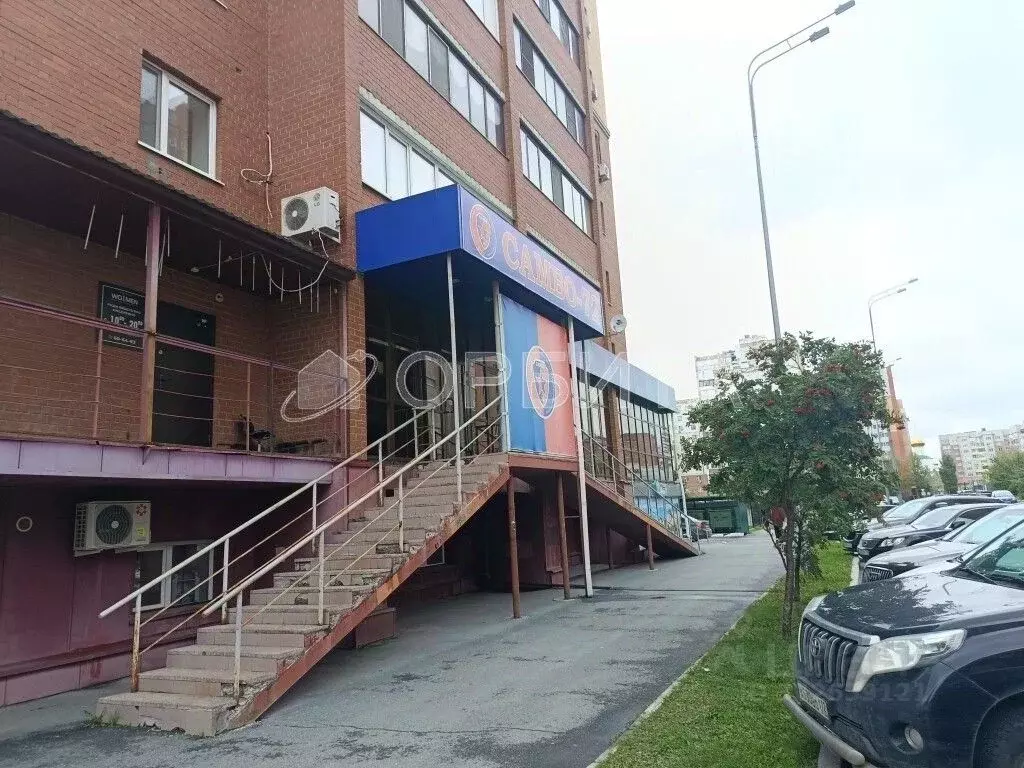 Помещение свободного назначения в Тюменская область, Тюмень ул. ... - Фото 2