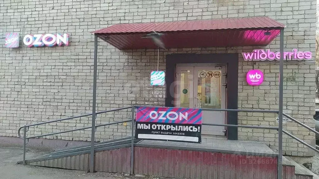 Торговая площадь в Тюменская область, Тюмень ул. Мельникайте, 46 (138 ... - Фото 2