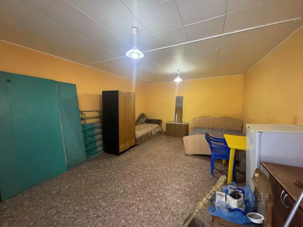 Дом в Краснодарский край, Ейск Рабочая ул., 2Б (100 м) - Фото 1