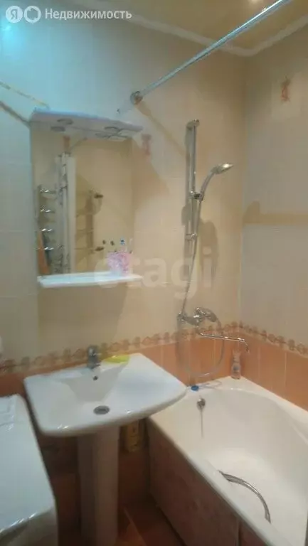 2-комнатная квартира: Улан-Удэ, улица Смолина, 54А (49.7 м) - Фото 1