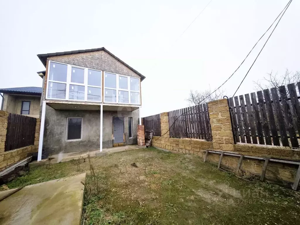 Дом в Крым, Сакский район, Новофедоровка пгт ул. Объездная (101 м) - Фото 1