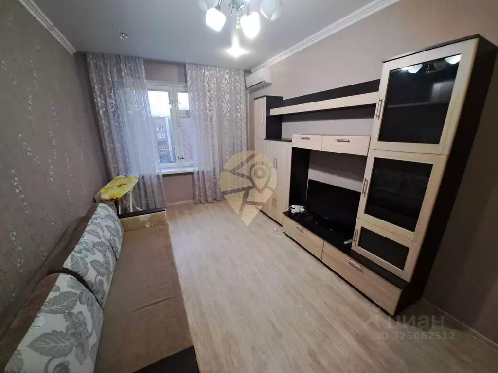 1-к кв. Белгородская область, Старый Оскол Восточный мкр, 14 (40.0 м) - Фото 2