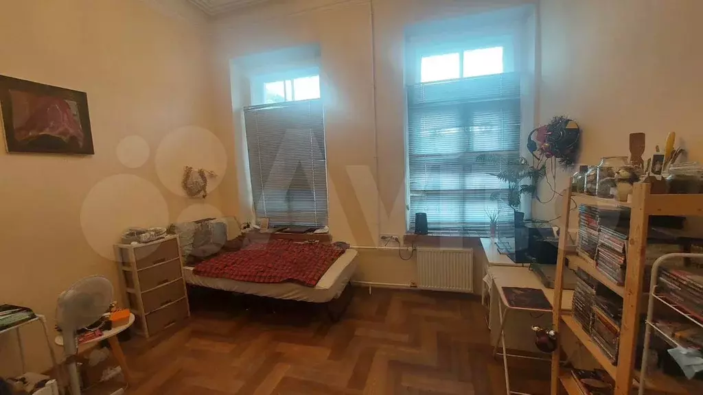 Комната 14,2 м в 5-к., 4/4 эт. - Фото 1