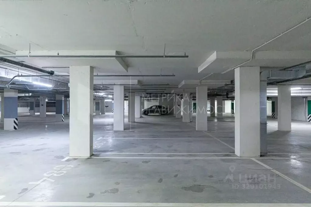 Гараж в Тюменская область, Тюмень Тарманы мкр, ул. Малышева, 31к1 (13 ... - Фото 2