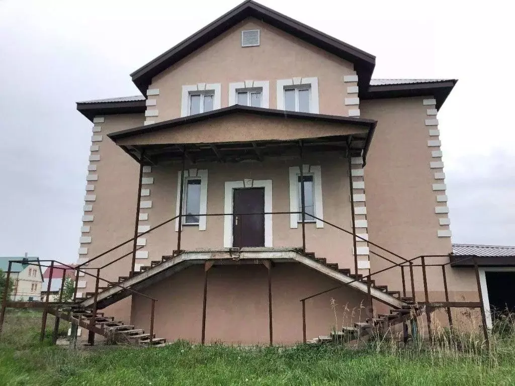 Дом в Пензенская область, Бессоновский район, с. Чемодановка ул. ... - Фото 1