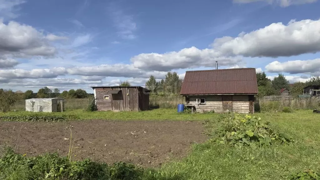 Дом в Ленинградская область, Волховский район, Вындиноостровское ... - Фото 1