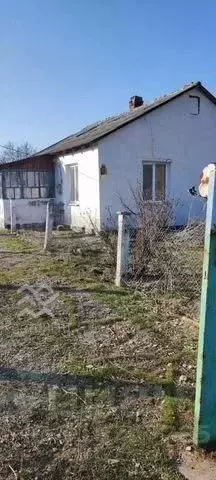 Дом в Крым, Нижнегорский район, с. Чкалово ул. Победы (50 м) - Фото 1