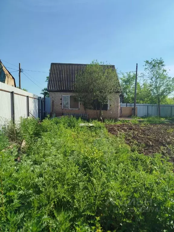 Дом в Оренбургская область, Оренбургский район, Сергиевский сельсовет, ... - Фото 1