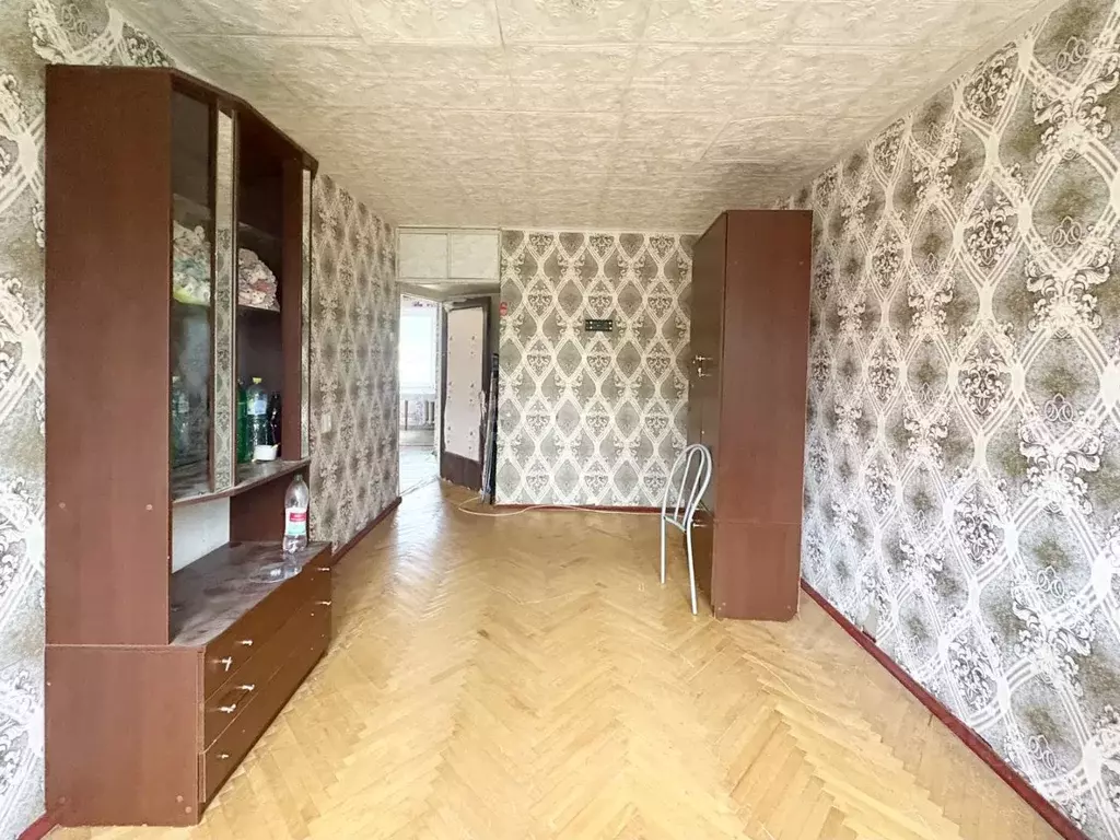 3-к кв. Псковская область, Остров ул. ДОС, 14 (55.2 м) - Фото 1