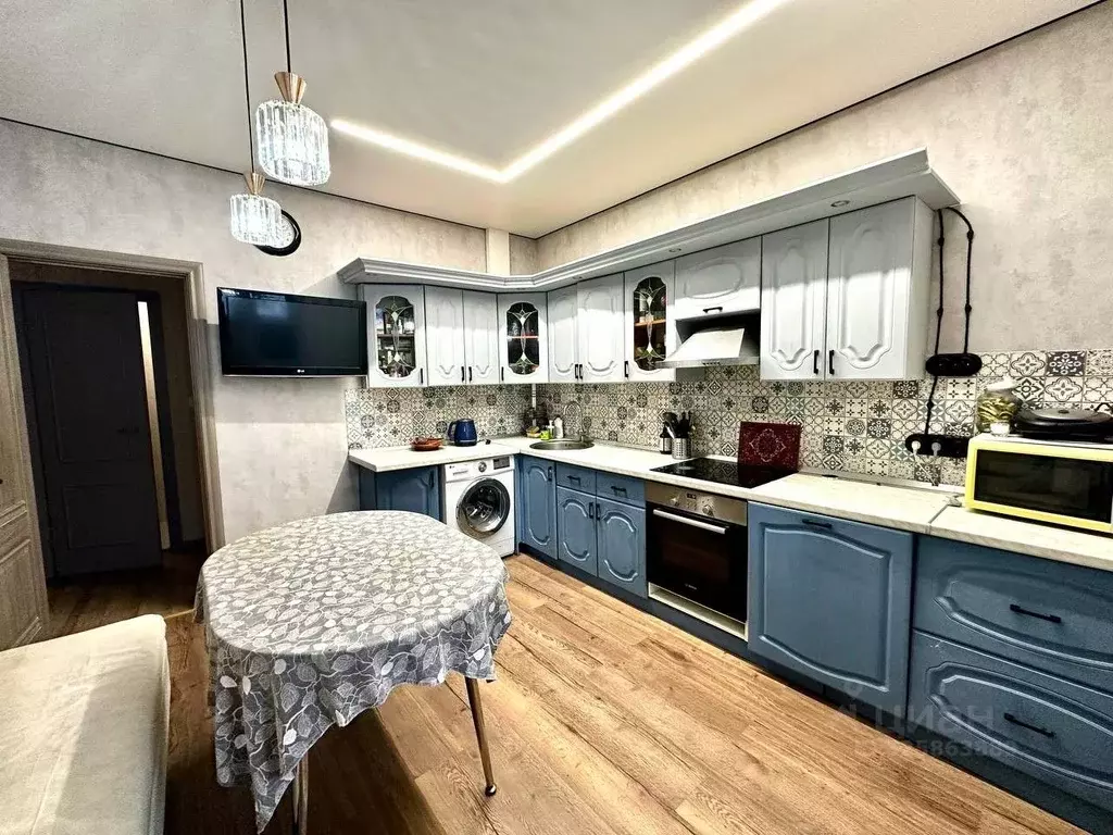 2-к кв. Санкт-Петербург просп. Авиаконструкторов, 16к1 (71.0 м) - Фото 2