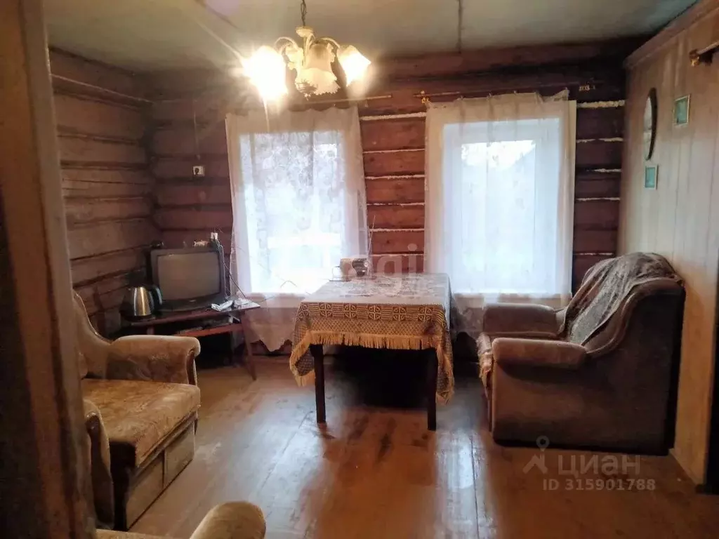 Дом в Удмуртия, Кизнерский район, пос. Кизнер ул. Спортивная (42 м) - Фото 0