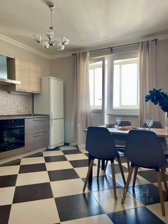 2-к кв. Москва ул. Красного Маяка, 22к3 (85.0 м) - Фото 0
