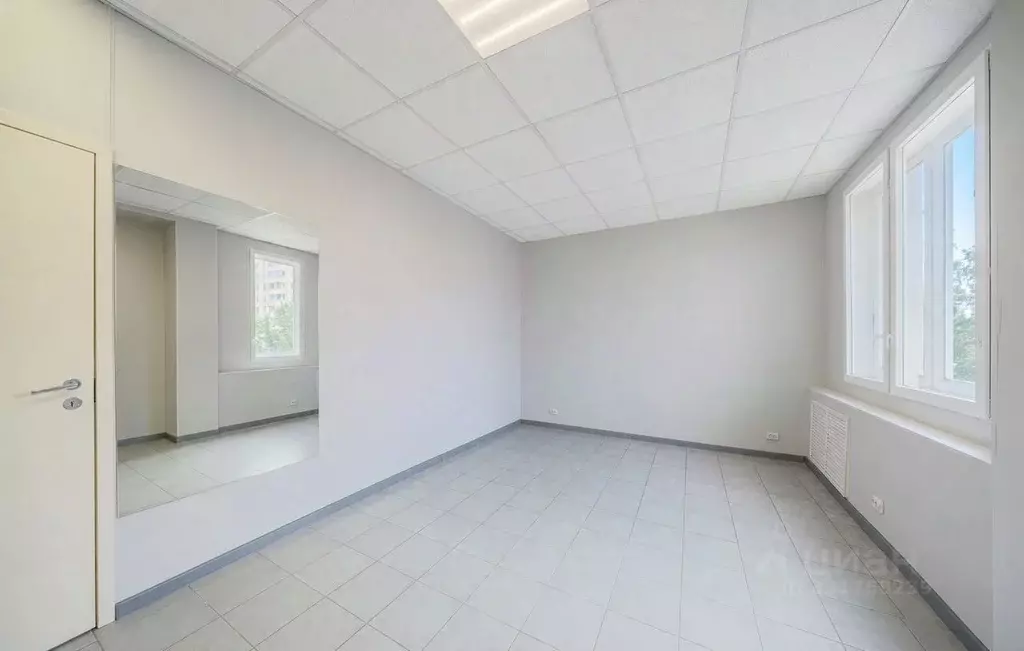 Офис в Санкт-Петербург Яхтенная ул., 7К1 (20 м) - Фото 2