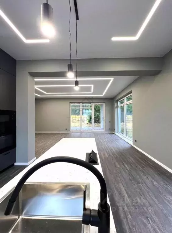 Дом в Ленинградская область, Всеволожск туп. 1-й Поэтический, 34 (200 ... - Фото 1