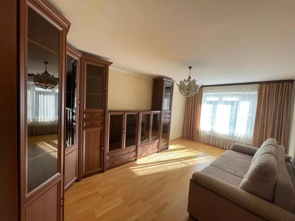 Продается 3-комнатная квартира - Фото 2