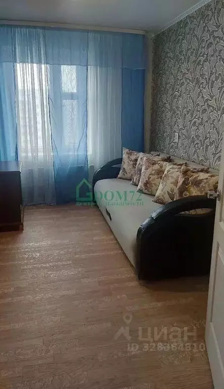 3-к кв. Тюменская область, Тобольск 9-й мкр, 5Б (57.0 м) - Фото 2