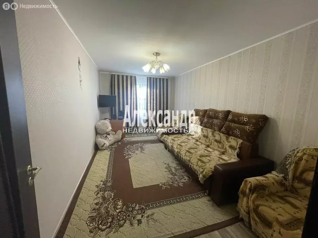 3-комнатная квартира: Приозерск, улица Чапаева, 37 (74.4 м) - Фото 1