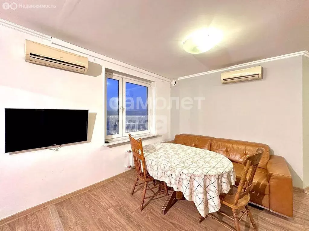 3-комнатная квартира: Москва, Ленинский проспект, 3 (60 м) - Фото 1