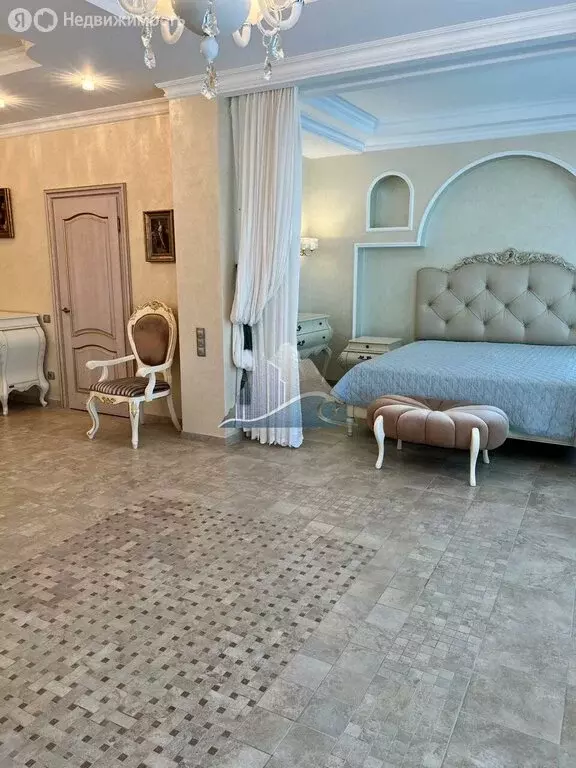 Квартира-студия: Ялта, Таврическая улица, 2Б (450 м) - Фото 2