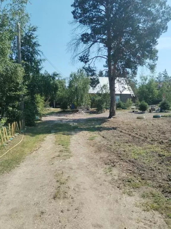 Дом в Саха (Якутия), Якутск ул. Росинка (67 м) - Фото 1