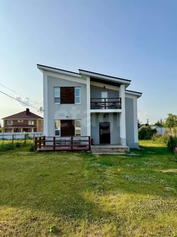 Дом в Башкортостан, Уфа ул. Рами Гарипова, 25 (100 м) - Фото 1