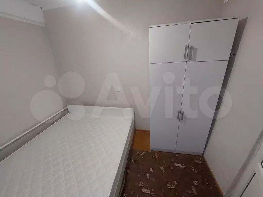 4-к. квартира, 60 м, 5/5 эт. - Фото 1