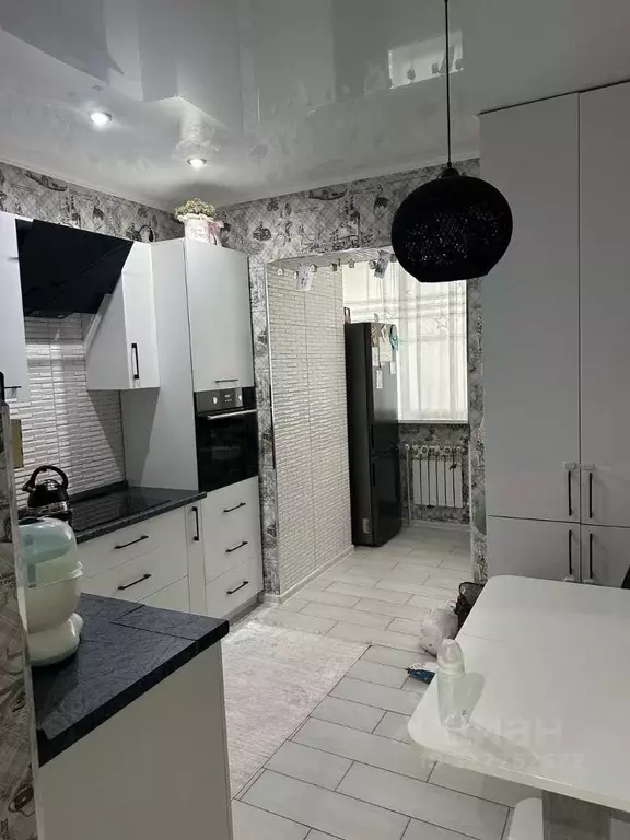 2-к кв. Астраханская область, Астрахань Нововосточная ул., 19 (54.0 м) - Фото 0