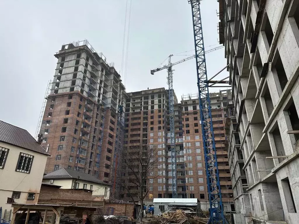 2-к кв. Чеченская республика, Грозный ул. Лермонтова, 67 (61.57 м) - Фото 1