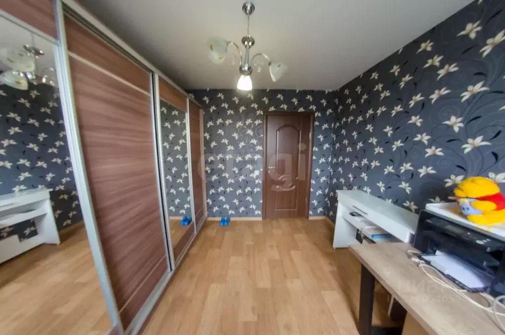 3-к кв. Курганская область, Шадринск ул. Ленина, 144 (63.8 м) - Фото 0