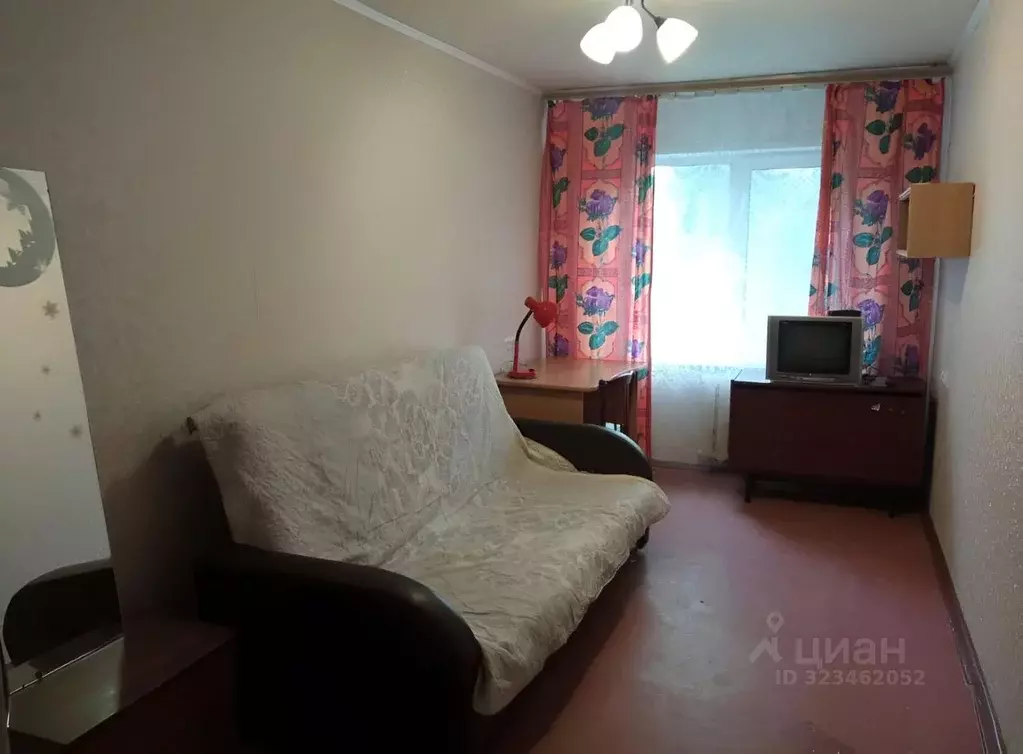 2-к кв. Калужская область, Калуга ул. Баррикад, 137 (46.0 м) - Фото 0