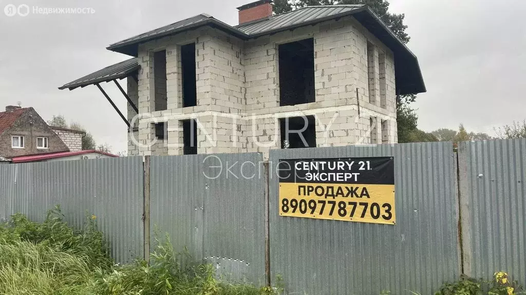 Дом в Калининградская область, Черняховск (200 м) - Фото 1