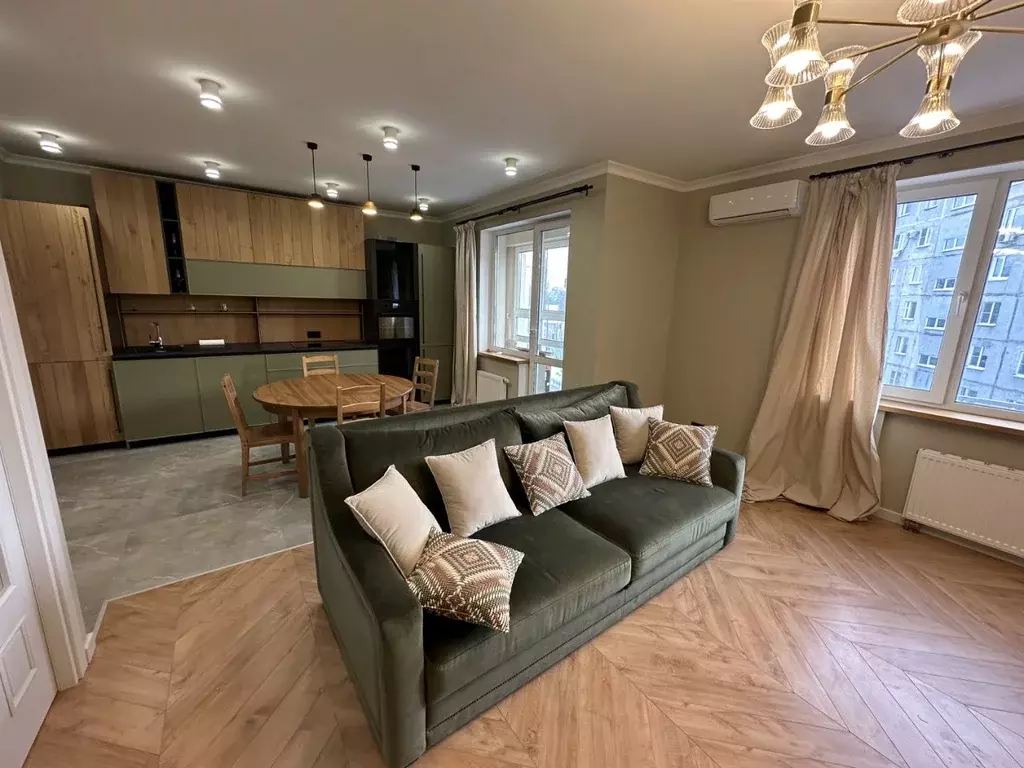 3-к кв. Нижегородская область, Нижний Новгород пл. Свободы, 7 (90.0 м) - Фото 1