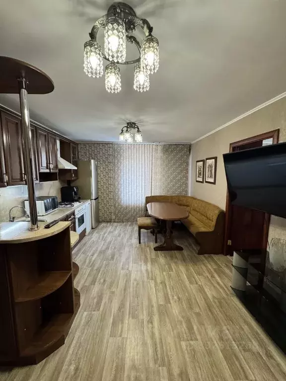 2-к кв. Башкортостан, Стерлитамак Коммунистическая ул., 75А (55.3 м) - Фото 1