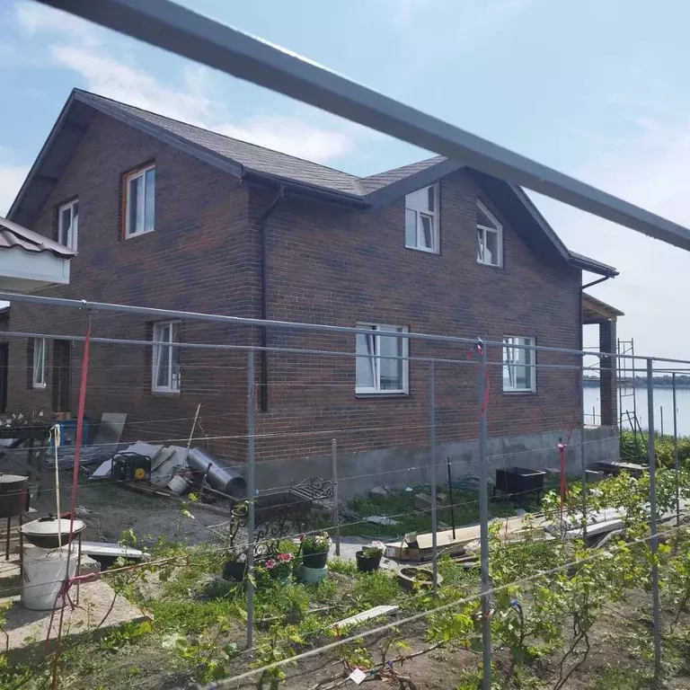 Дом в Самарская область, Октябрьск ул. Шишулина, 90 (270 м) - Фото 1