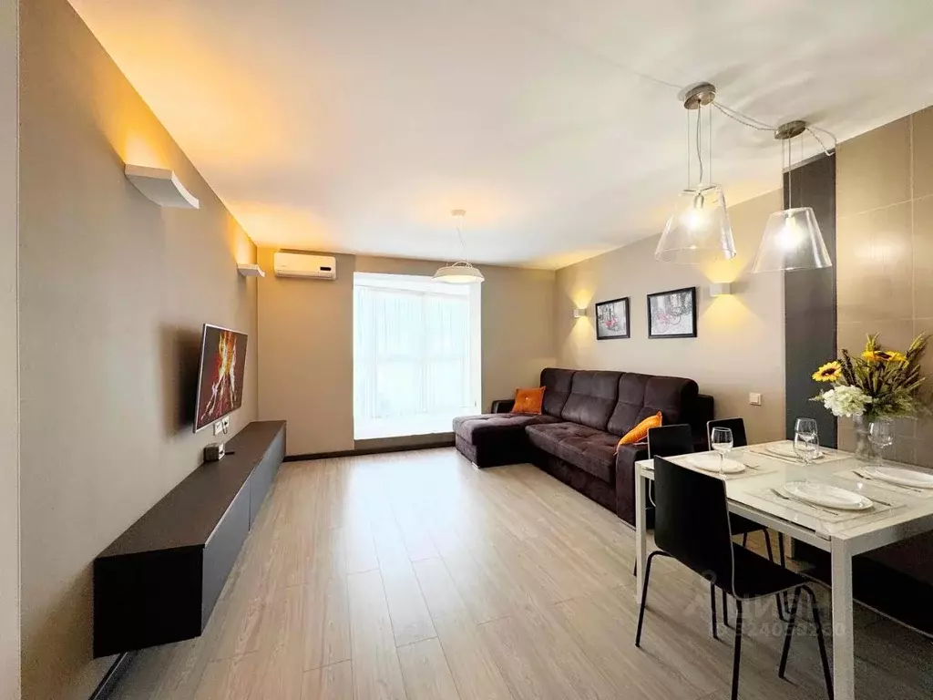 2-к кв. Томская область, Томск ул. Елизаровых, 15/1 (50.0 м) - Фото 0