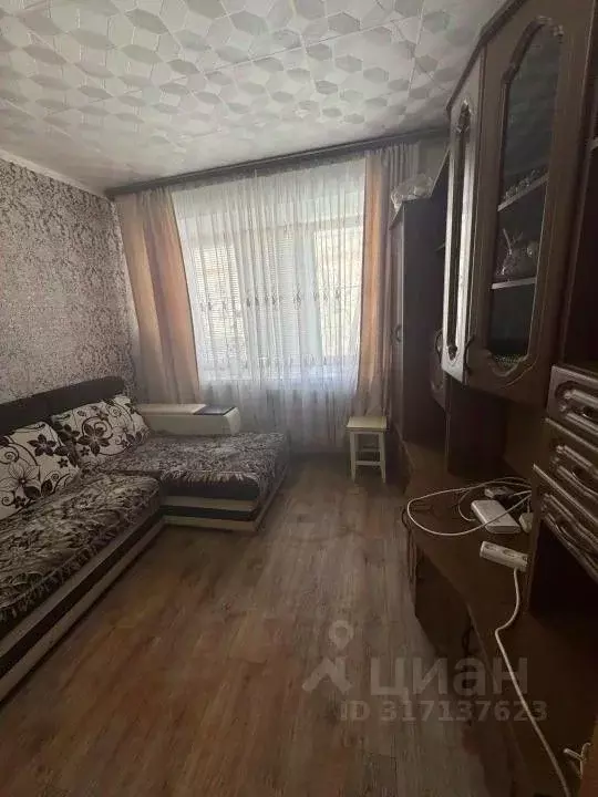 Комната Татарстан, Зеленодольск ул. Комарова, 10 (11.2 м) - Фото 1
