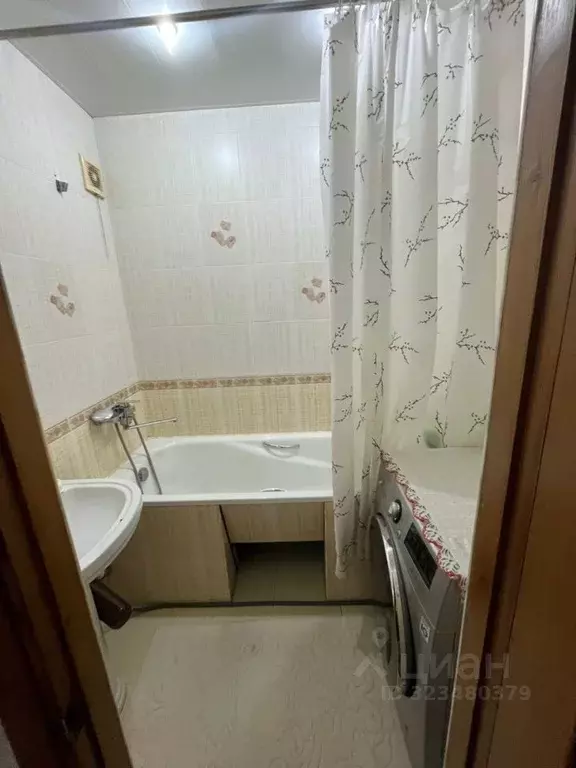 2-к кв. Дагестан, Махачкала ул. Нигматулы Магомедова, 79 (54.0 м) - Фото 2