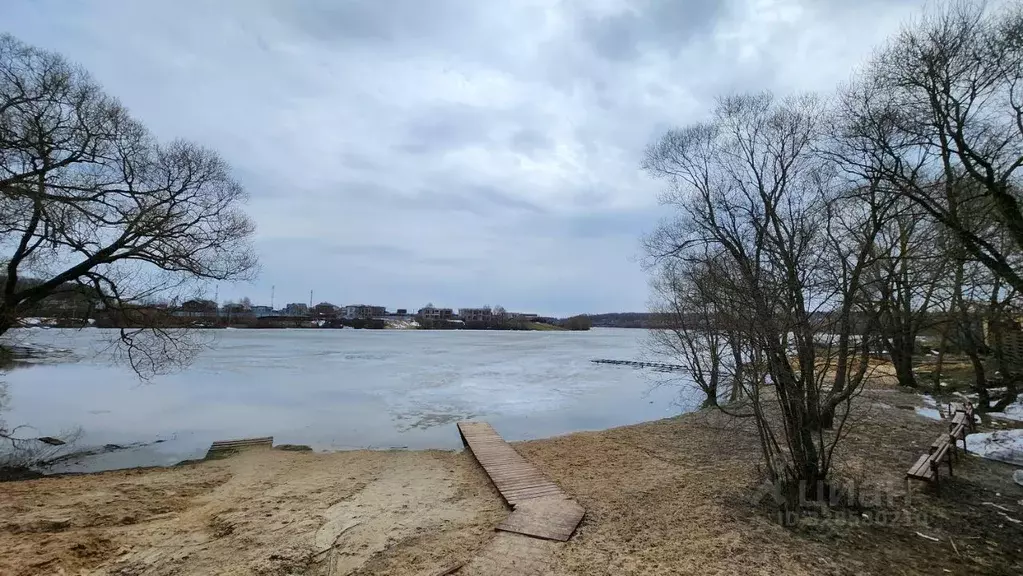 Участок в Московская область, Домодедово городской округ, д. Минаево, ... - Фото 1