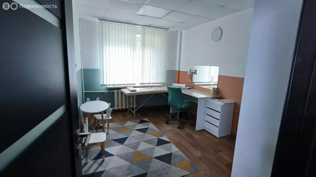 Торговая площадь (69.1 м) - Фото 1