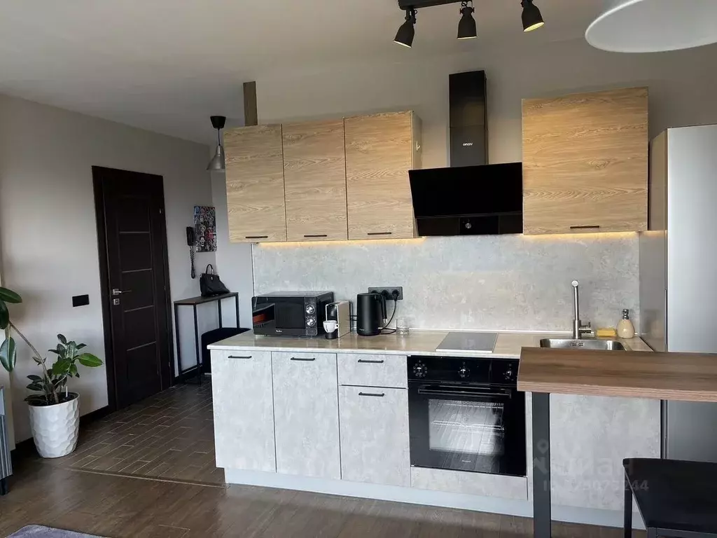 1-к кв. Свердловская область, Екатеринбург ул. Краснолесья, 10 (40.5 ... - Фото 1