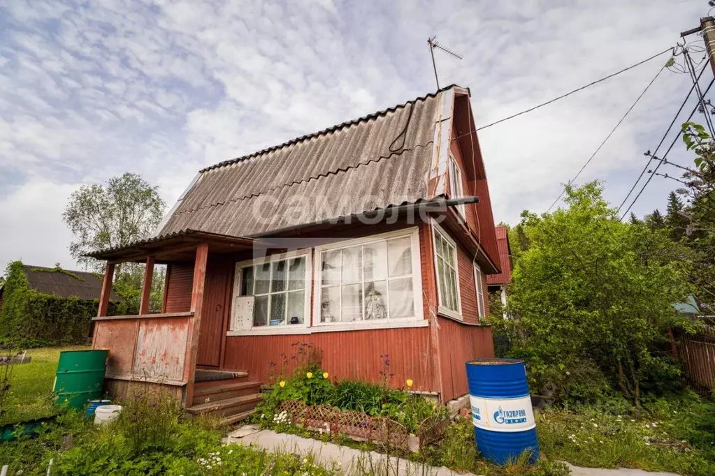 Дом в Ленинградская область, Тосненское городское поселение, Юбилейное ... - Фото 1