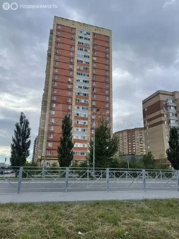 2-комнатная квартира: Тюмень, Широтная улица, 193 (61 м) - Фото 1