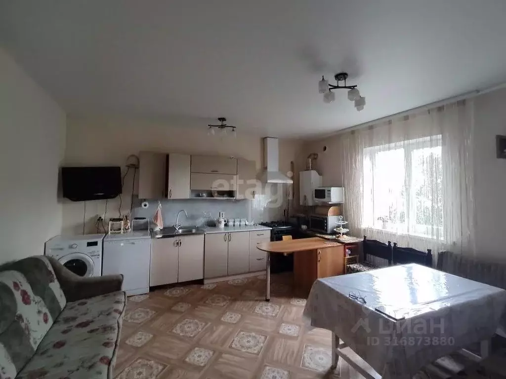 Дом в Ставропольский край, Предгорный муниципальный округ, пос. ... - Фото 1