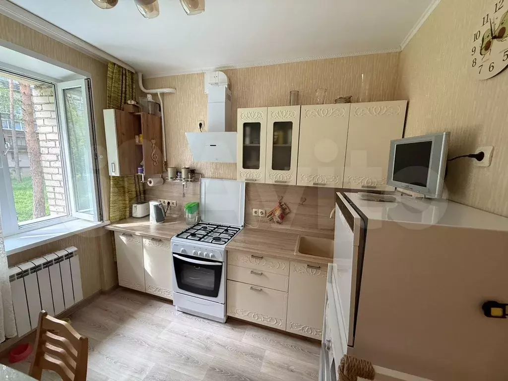 2-к. квартира, 42,5 м, 1/9 эт. - Фото 0