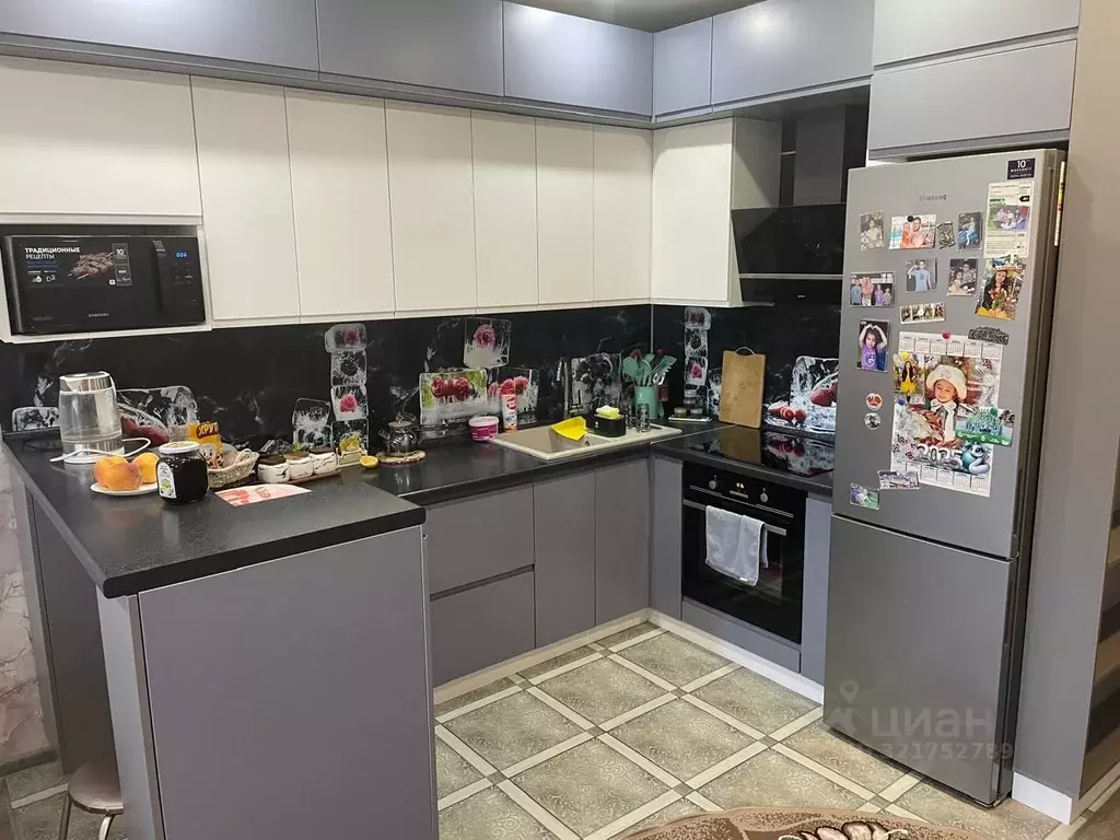 2-к кв. Курская область, Железногорск ул. Ленина, 87 (78.0 м) - Фото 0