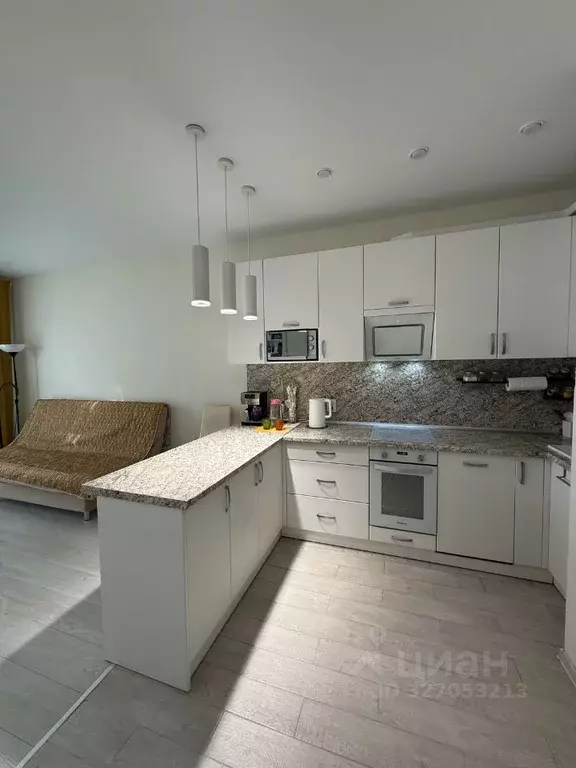 1-к кв. Псковская область, Псков ул. Ижорского Батальона, 13 (35.3 м) - Фото 1