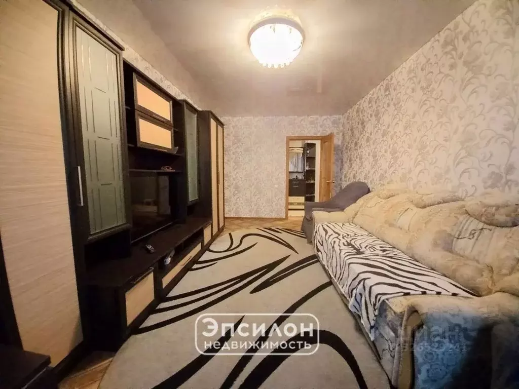 3-к кв. Курская область, Курск просп. Вячеслава Клыкова, 46 (84.83 м) - Фото 1