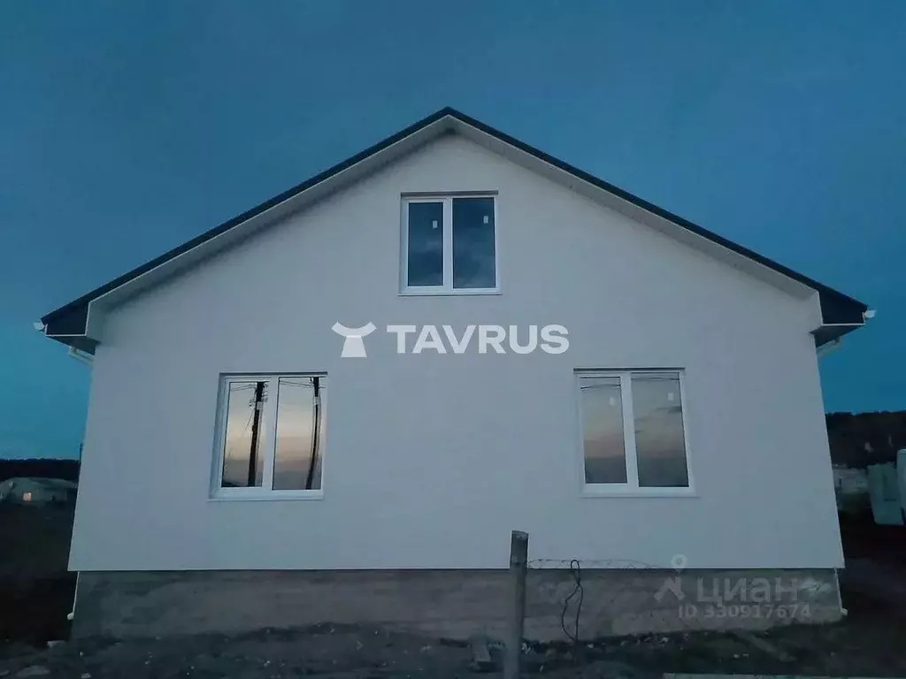Дом в Крым, Симферопольский район, Трудовское с/пос, с. Строгоновка ... - Фото 1