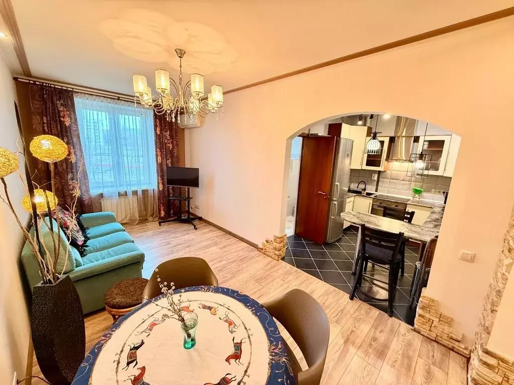3-к кв. Москва ул. Маршала Неделина, 30К1 (65.0 м) - Фото 0