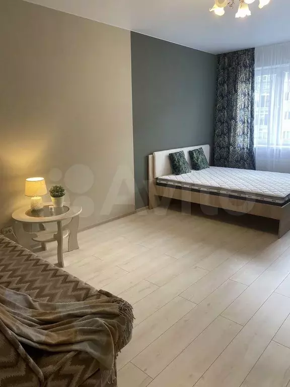 1-к. квартира, 54 м, 8/9 эт. - Фото 0